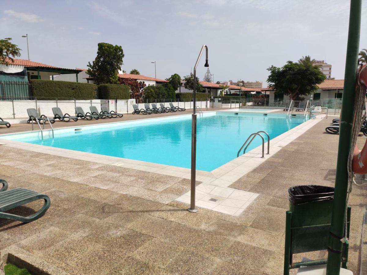 Bungalow With Private Garden Nex To Yumbo Center Villa Maspalomas  Buitenkant foto